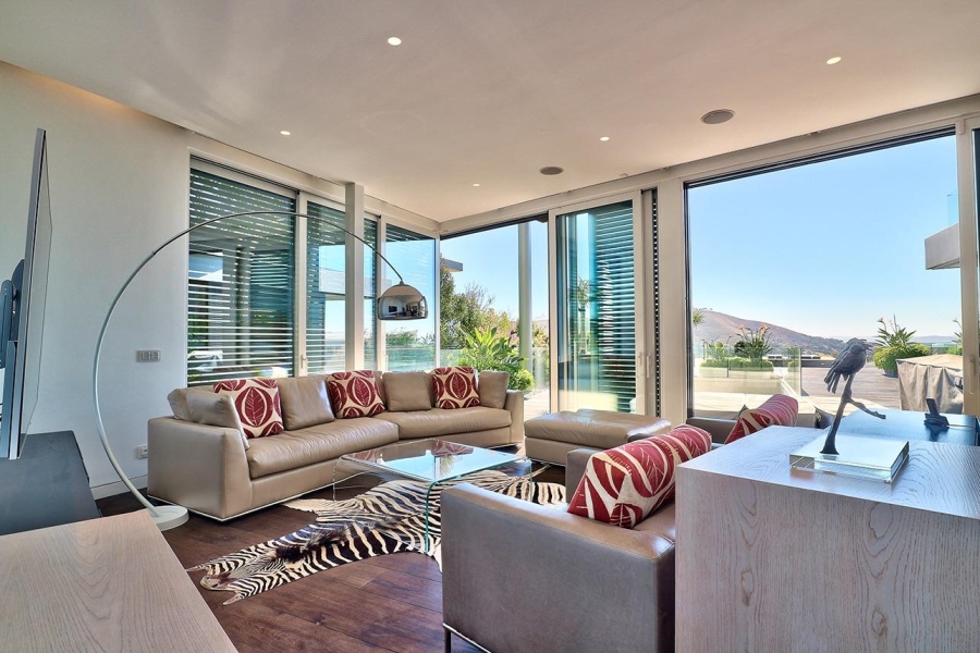 7 Bedroom Property for Sale in Higgovale Western Cape